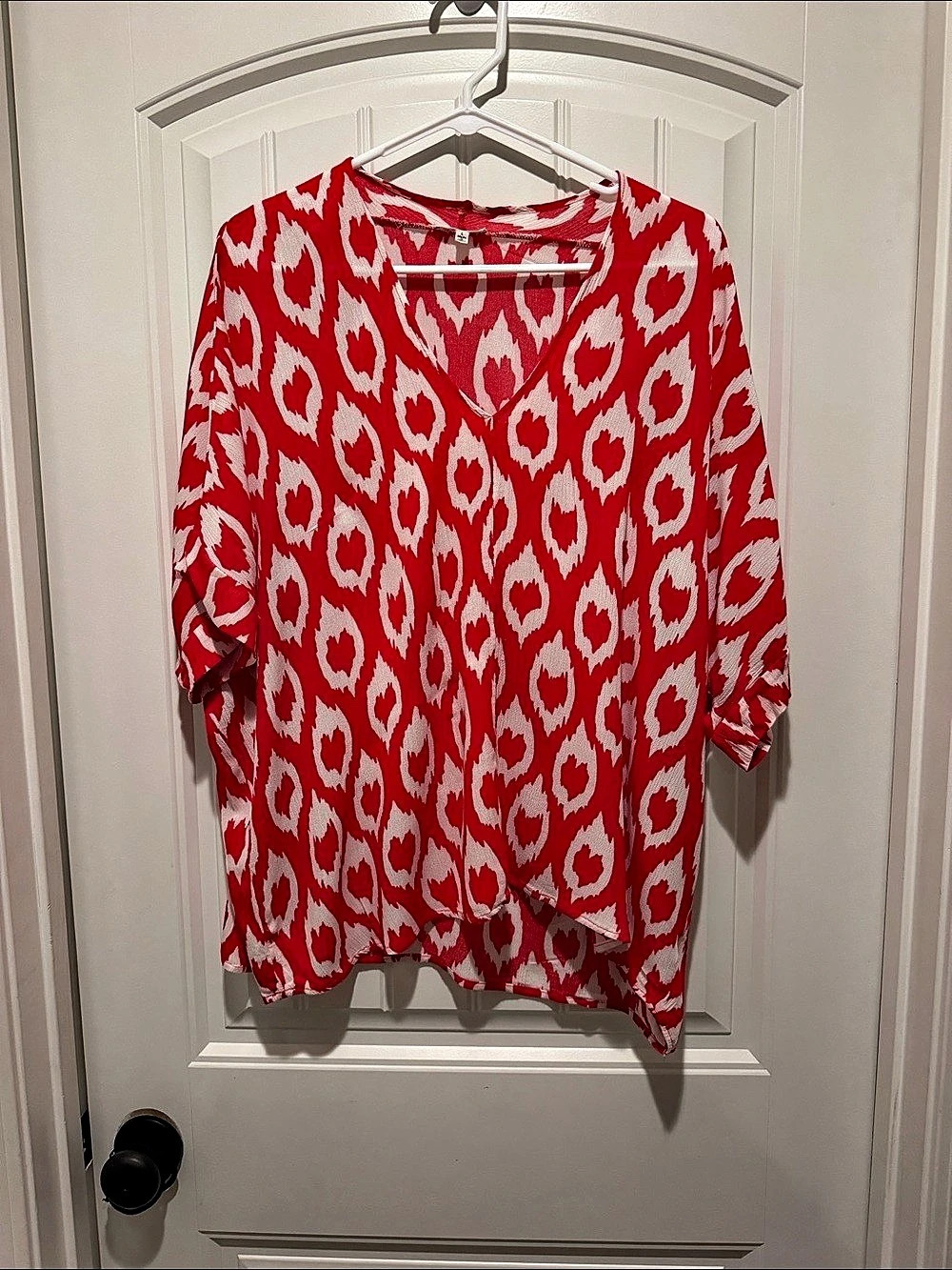 Jodifl Red White Ikat V-Neck Top Ikat Print Blouse in Red & White Size Large